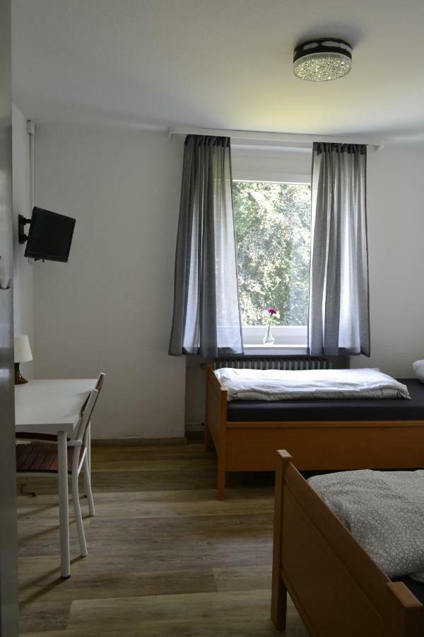 Pension Highway 3 Bielefeld Exterior foto